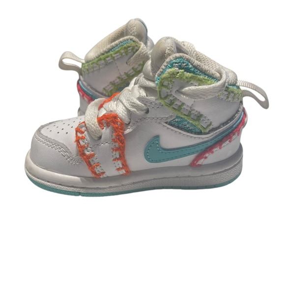 Nike Air Jordan 1 Mid SE White TD Shoes (NO INSOLE) DM6220-100 Size 4C‎ - Picture 3 of 9